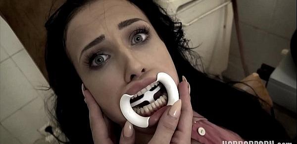 HORRORPORN - Dentist
